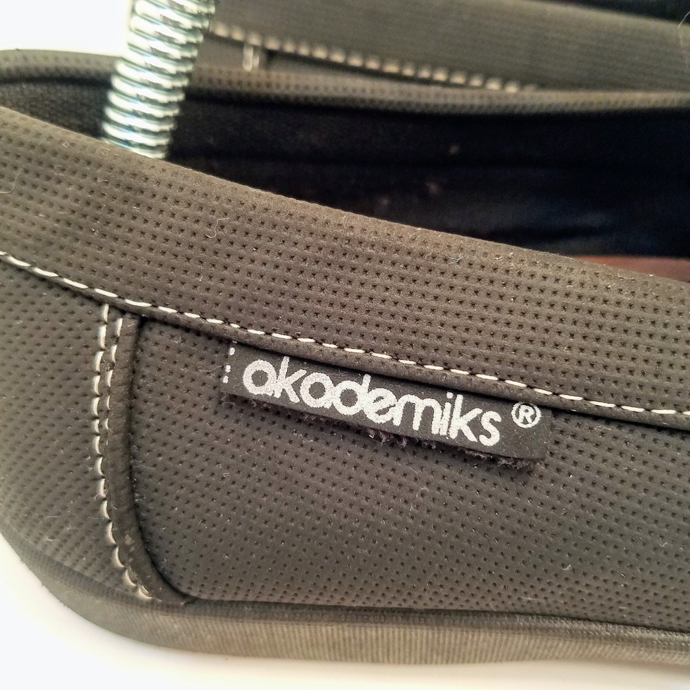 Akademiks Men's Slip On Loafers Shoes - Picture 5 of 8